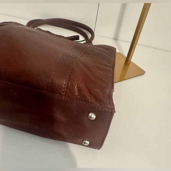 Margot Brown Genuine Leather Tote Shoulder Bag W Bow Travel Stamp Pattern Inside - Picture 7 of 10